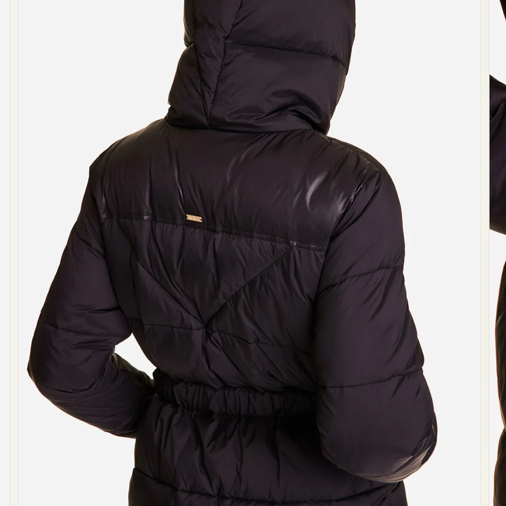 ALALA Verbier Puffer Coat - Picture 12 of 14